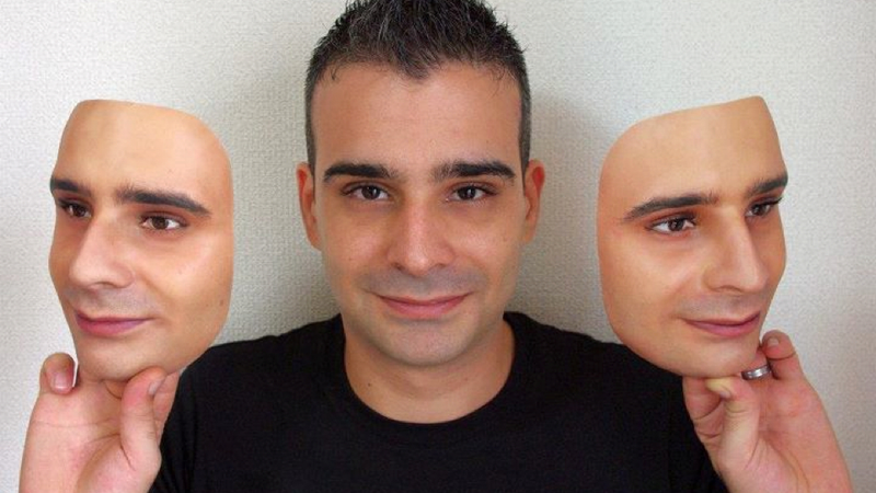 Illustration for article titled Japanese company "REAL-f" makes really f-ing accurate 3-D copies of your face